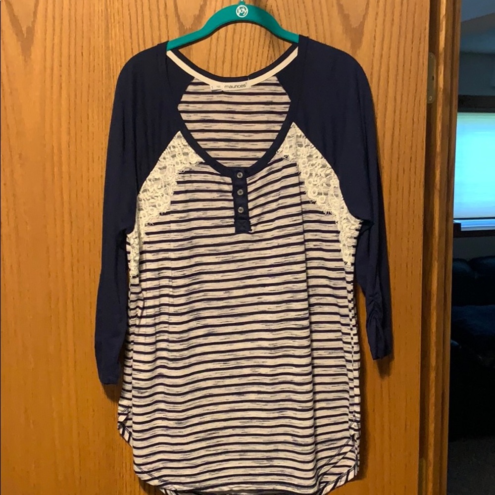 Quarter long sleeve blouse